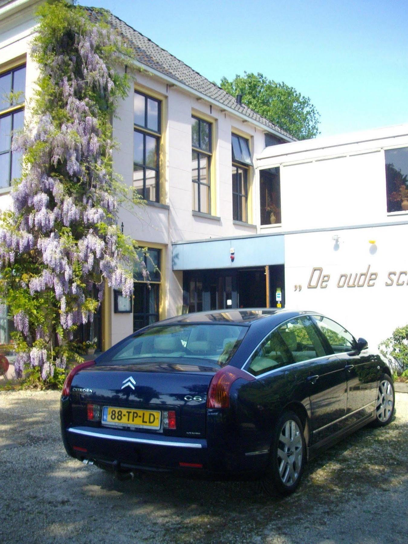 De Oude Schouw Hotell Jirnsum Exteriör bild
